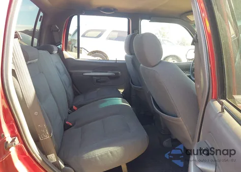 2002 Ford Explorer Sport Trac z USA, uszkodzony, nr VIN 1FMZU67E72UD26241